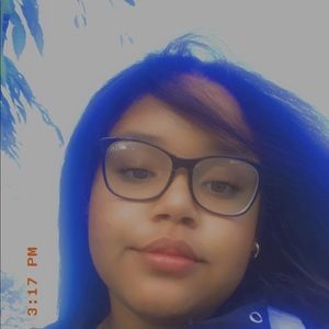 Meet your Posher, Melani